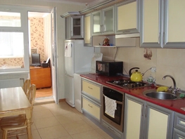 Снять двухкомнатную квартиру Садовая ул, 51  м&sup2;, 2500 рублей