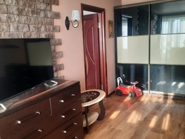 Снять двухкомнатную квартиру Нахимова ул, 50  м&sup2;, 2990 рублей