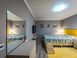 Снять трехкомнатную квартиру Партенитская ул, 70  м&sup2;, 6000 рублей