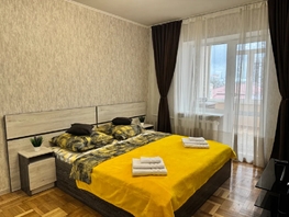 Снять двухкомнатную квартиру Героев Аджимушкая ул, 70  м&sup2;, 3400 рублей