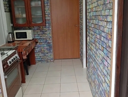 Снять двухкомнатную квартиру Коммунальный пер, 40  м&sup2;, 2700 рублей