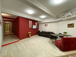 Снять трехкомнатную квартиру Игнатенко ул, 70  м&sup2;, 8400 рублей