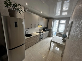 Продается 1-комнатная квартира Античный пр-кт, 39.6  м&sup2;, 10500000 рублей