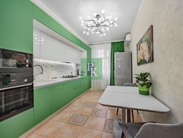 Продается 2-комнатная квартира Античный пр-кт, 68  м&sup2;, 17500000 рублей