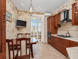Продается 3-комнатная квартира Генерала Петрова ул, 68.8  м&sup2;, 17950000 рублей