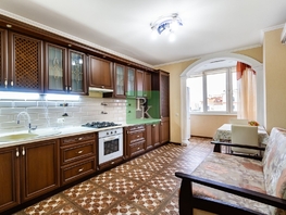 Продается 1-комнатная квартира Античный пр-кт, 42.5  м&sup2;, 10500000 рублей