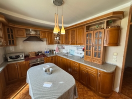 Продается 3-комнатная квартира Хрусталева ул, 71  м&sup2;, 12800000 рублей