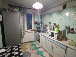 Продается 4-комнатная квартира им.60-летия Октября ул, 84  м&sup2;, 10500000 рублей