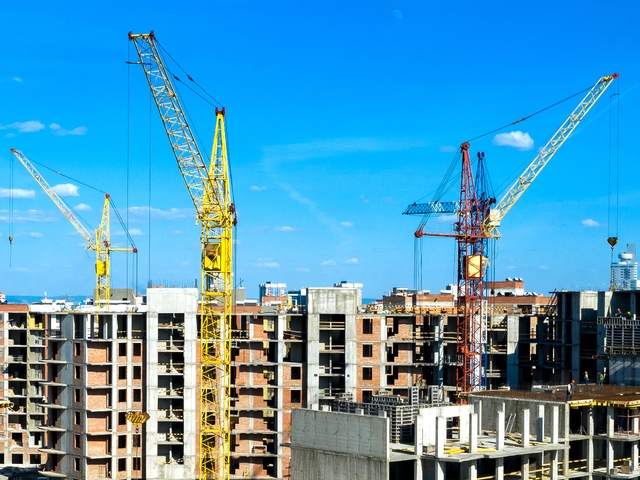 Рост ставок по ипотеке на вторичке поможет продаже остатков квартир в новостройках